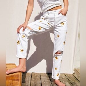 WE THE FREE High Waisted High Rise White Jeans Gold Embroidered Star Jeans sz 25